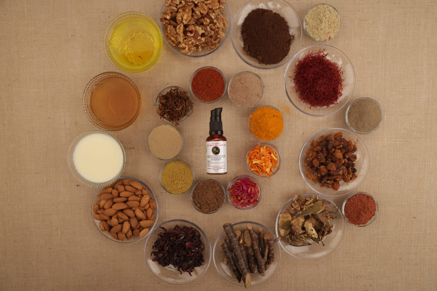 Saara Kumkumaadi Oil