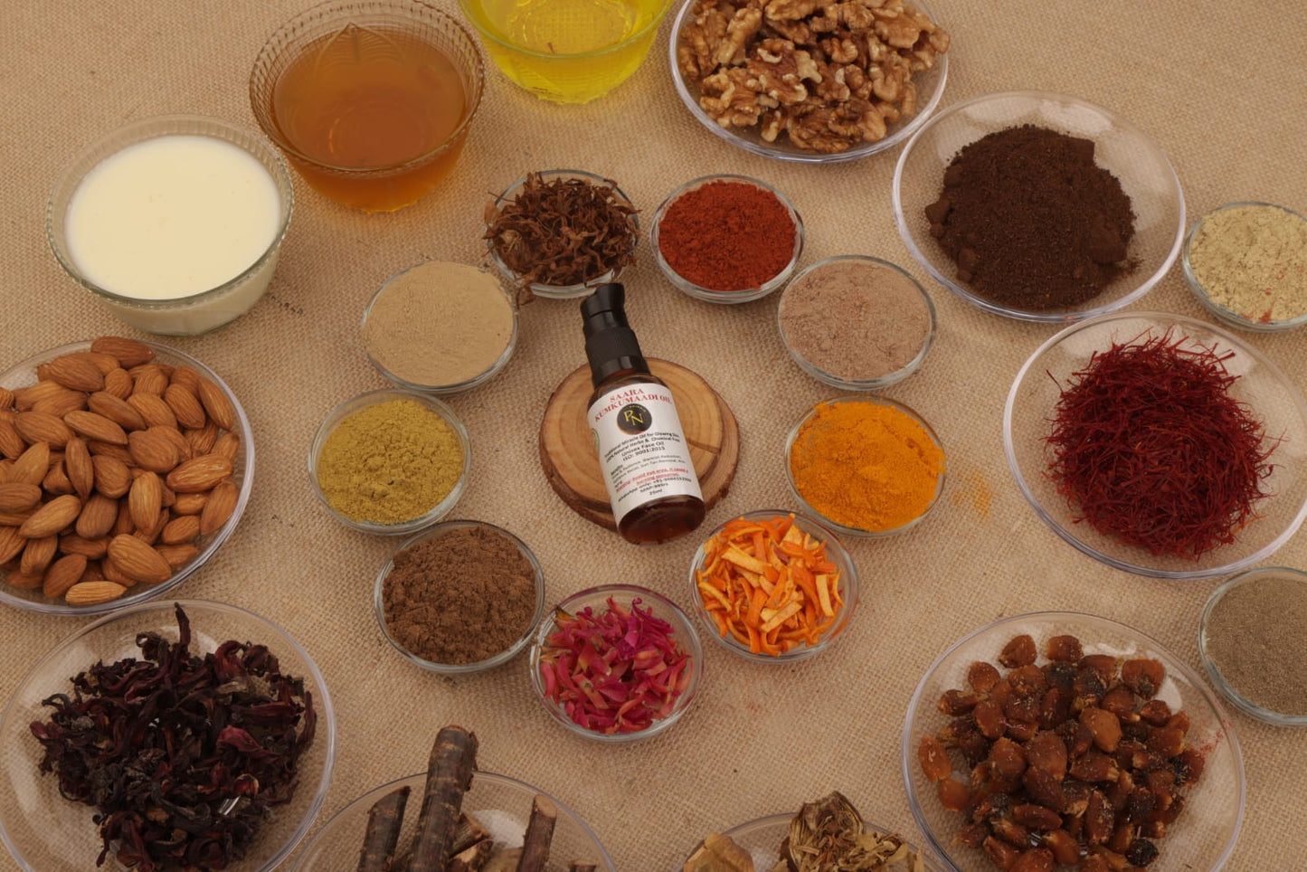 Saara Kumkumaadi Oil